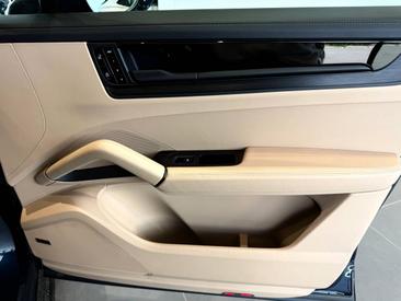 Porsche Cayenne III Black Edition — photo 27