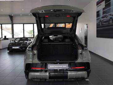 Porsche Cayenne E4 S Coupé Electric — photo 6