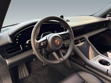 Porsche Taycan ph2 4 Black Edition — photo 13