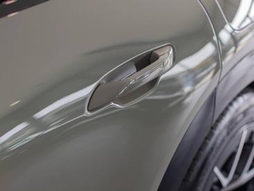 Porsche Cayenne E4 S Coupé Electric — photo 12