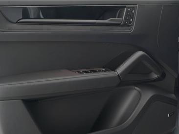 Porsche Cayenne III E-Hybrid Coupé Black Edition — photo 25
