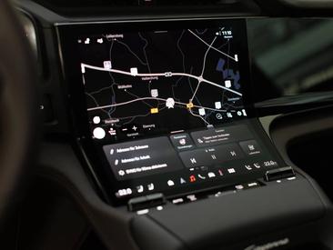 Porsche Cayenne E4 S Coupé Electric — photo 27
