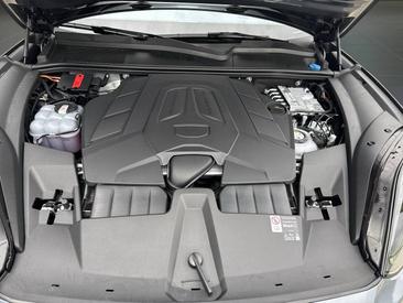 Porsche Cayenne III E-Hybrid Black Edition — photo 34
