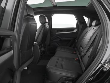 Porsche Cayenne III S — photo 11