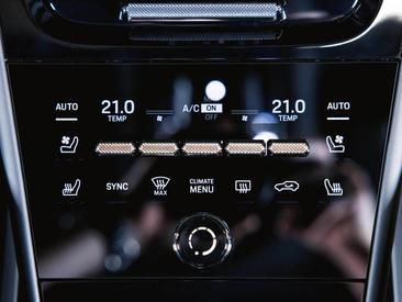 Porsche Cayenne III S E-Hybrid Black Edition — photo 21