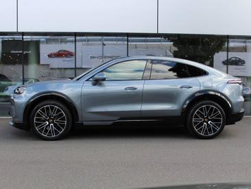 Porsche Cayenne E4 S Coupé Electric — photo 2