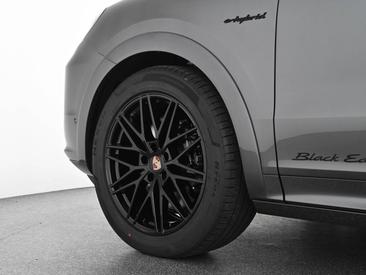 Porsche Cayenne III E-Hybrid Coupé Black Edition — photo 7