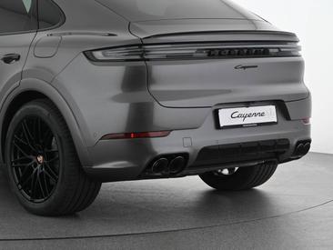 Porsche Cayenne III E-Hybrid Coupé Black Edition — photo 8