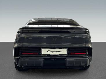 Porsche Cayenne E4 Coupé Electric — photo 4