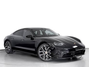 Porsche Taycan ph2 4 Black Edition — photo 7