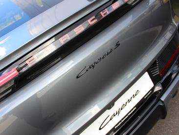 Porsche Cayenne E4 S Coupé Electric — photo 11