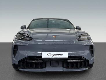 Porsche Cayenne E4 Coupé Electric — photo 8