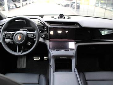 Porsche Cayenne E4 S Coupé Electric — photo 15