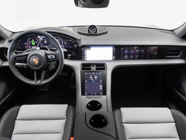 Porsche Taycan ph2 4 Black Edition — photo 15