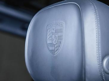 Porsche Cayenne III S E-Hybrid Black Edition — photo 45