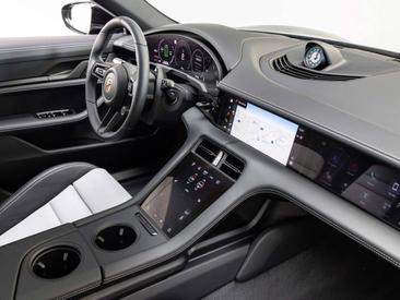 Porsche Taycan ph2 4 Black Edition — photo 16