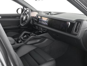 Porsche Cayenne III E-Hybrid Coupé Black Edition — photo 20