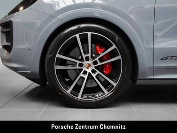 Porsche Cayenne III GTS — photo 6