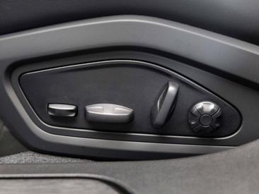 Porsche Taycan ph2 4 Black Edition — photo 27