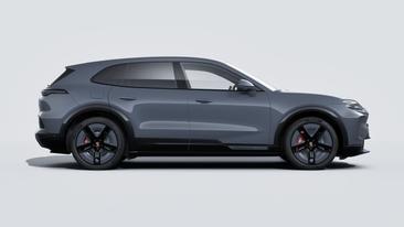 Porsche Cayenne E4 S Electric — photo 6