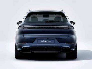 Porsche Cayenne III E-Hybrid Black Edition — photo 6