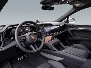 Porsche Cayenne E4 S Coupé Electric — photo 12