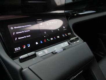Porsche Cayenne E4 S Coupé Electric — photo 23