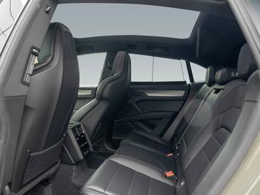 Porsche Cayenne E4 S Coupé Electric — photo 14
