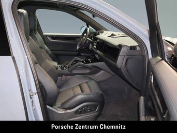 Porsche Cayenne III GTS — photo 15