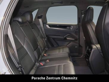Porsche Cayenne III GTS — photo 16
