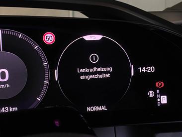 Porsche Cayenne E4 Coupé Electric — photo 18