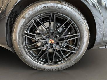 Porsche Cayenne III Black Edition — photo 12