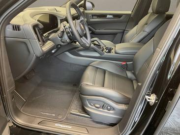 Porsche Cayenne III Black Edition — photo 13