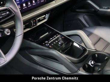 Porsche Cayenne III GTS — photo 20