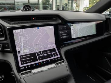 Porsche Cayenne E4 S Coupé Electric — photo 19