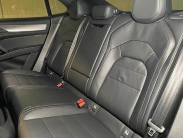 Porsche Cayenne E4 Coupé Electric — photo 25