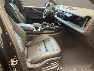Porsche Cayenne III Black Edition — photo 21