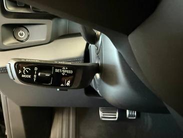 Porsche Cayenne E4 S Coupé Electric — photo 20