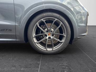 Porsche Cayenne III GTS Coupé — photo 23