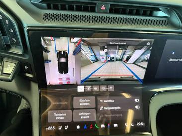 Porsche Cayenne E4 S Coupé Electric — photo 23