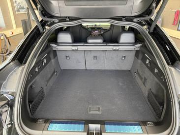 Porsche Cayenne E4 S Coupé Electric — photo 29