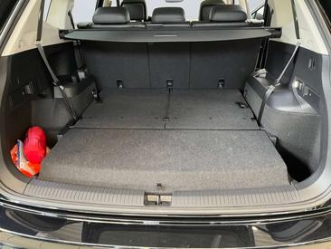Volkswagen TIGUAN Elegance — photo 13