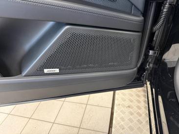 Porsche Cayenne E4 S Coupé Electric — photo 35