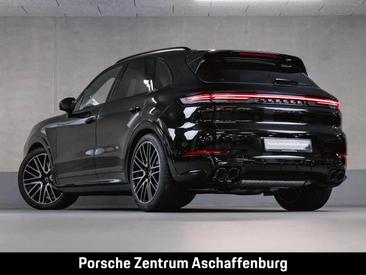 Porsche Cayenne III GTS — photo 3