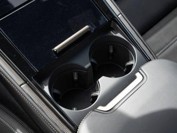 Porsche Panamera III Turbo E-Hybrid — photo 28