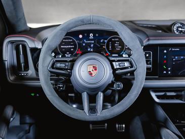 Porsche Cayenne III GTS — photo 17