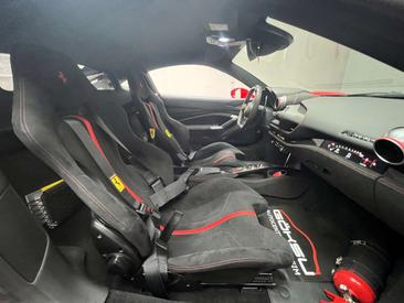 Ferrari F8 Tributo — photo 11