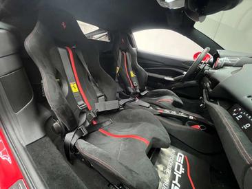 Ferrari F8 Tributo — photo 12
