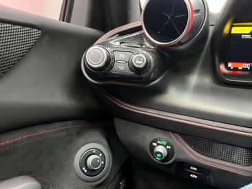 Ferrari F8 Tributo — photo 19