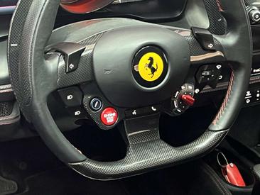 Ferrari F8 Tributo — photo 20